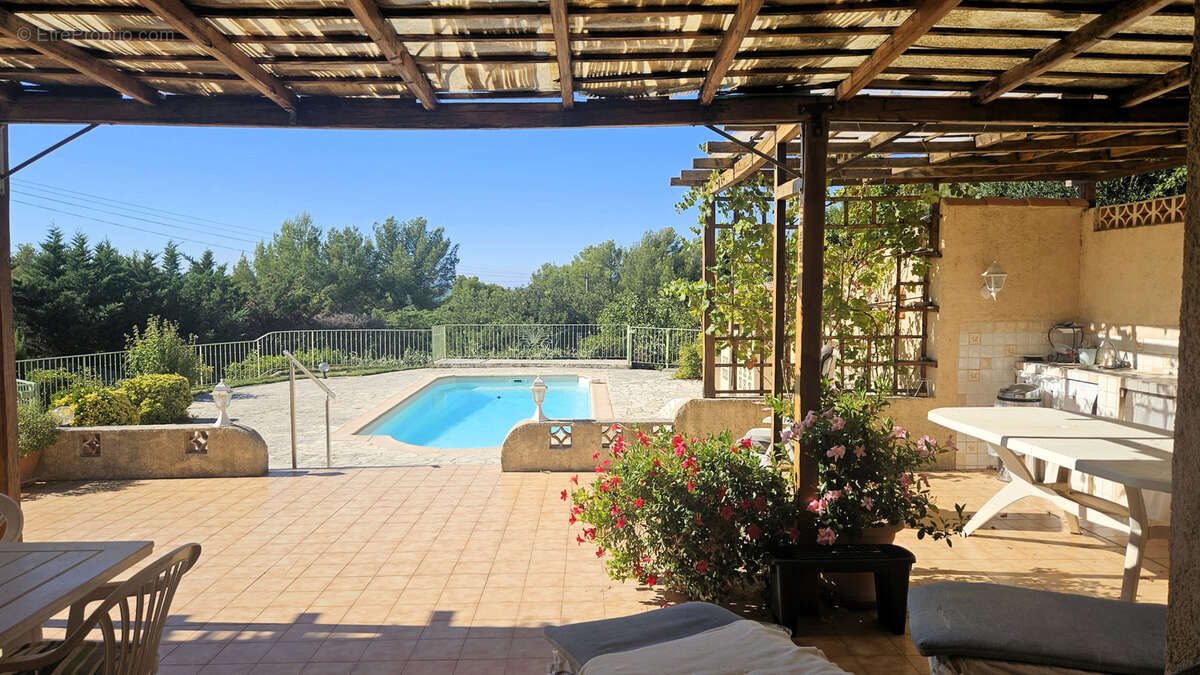 Maison à LA CADIERE-D'AZUR