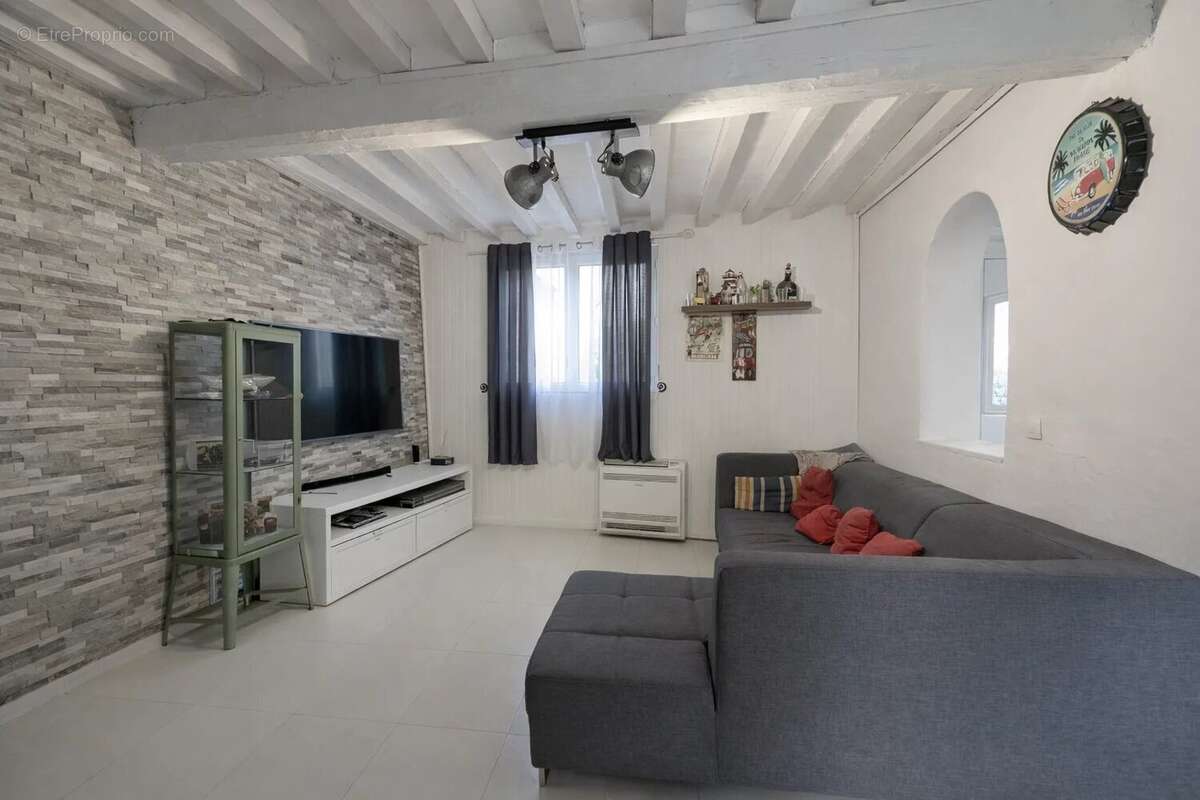 Maison à SAACY-SUR-MARNE