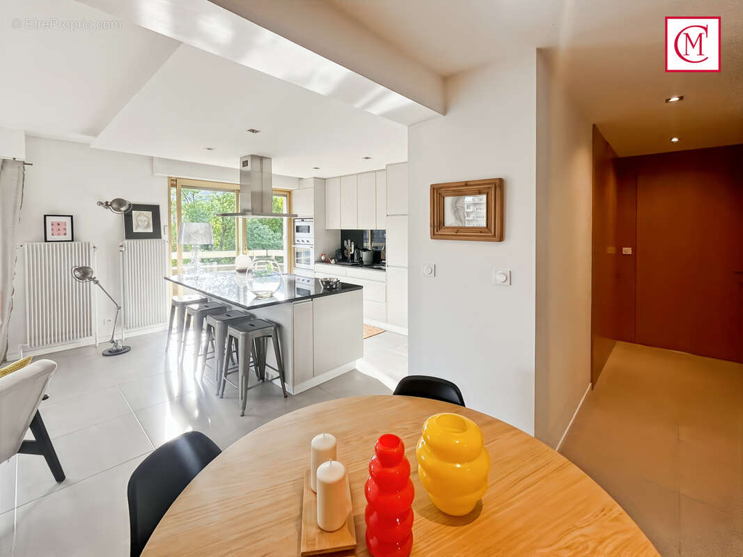 Appartement à MEYLAN