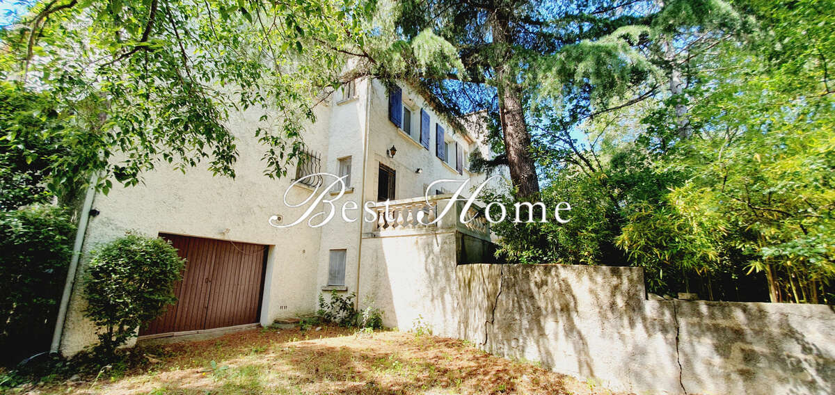 Maison à NIMES
