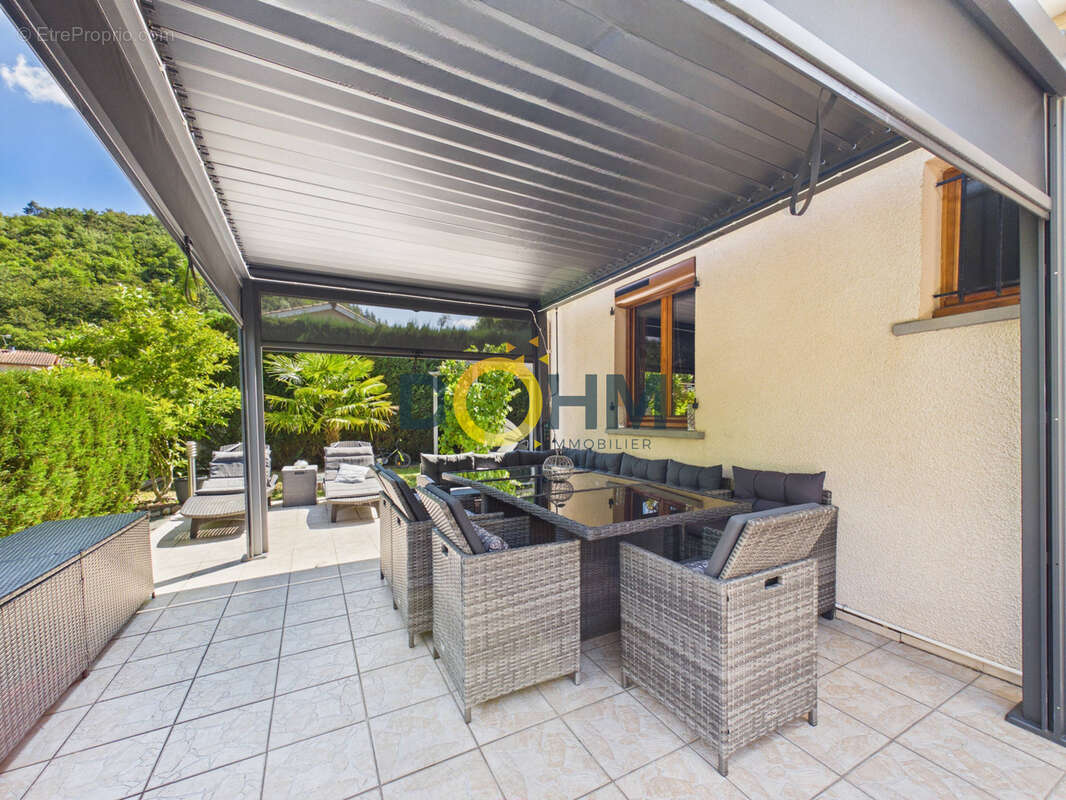 EXCLUSIVITÉ   Maison récente - Accès direct à l' Ondaine - photo 12