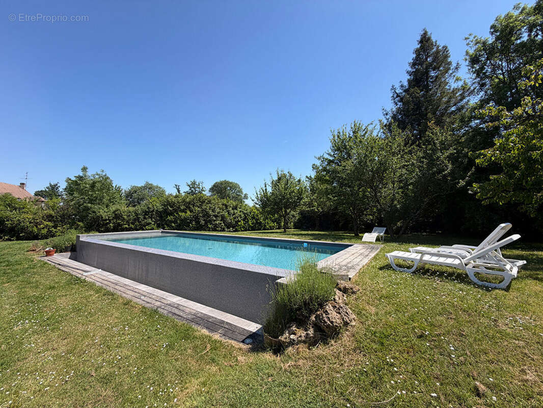 Maison à GROSROUVRE