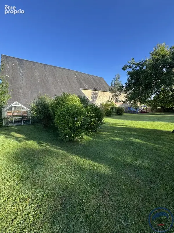 Maison en pierre de 189 M2, un Hangar de 600 m2 ,piscine, sauna au prix de 388 500 FAI. - photo 28