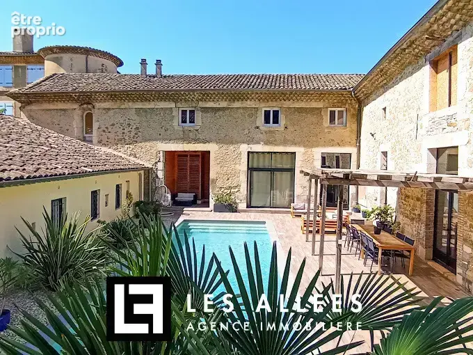 Photo Maison à La Begude-De-Mazenc au prix de 895 000€