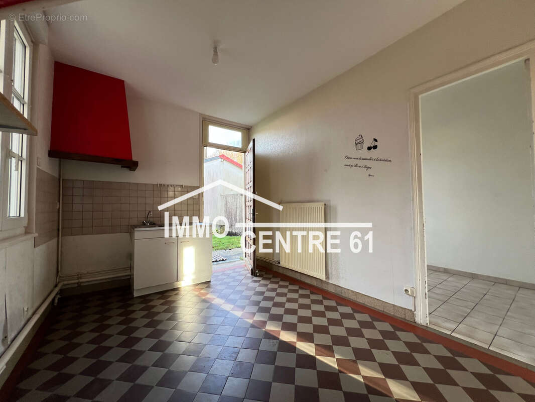 Maison à LA FERTE-MACE