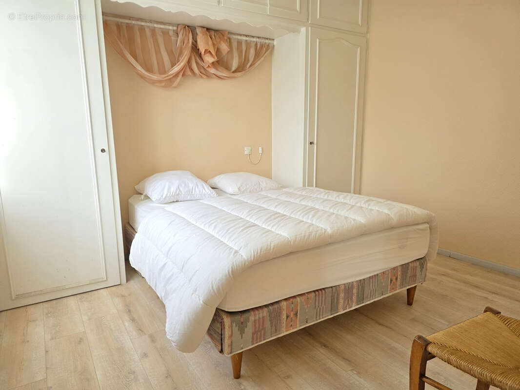 Maison à LA BREE-LES-BAINS