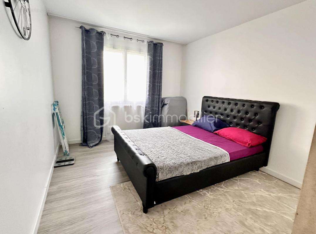 Maison à SAINT-MAURICE-L'EXIL