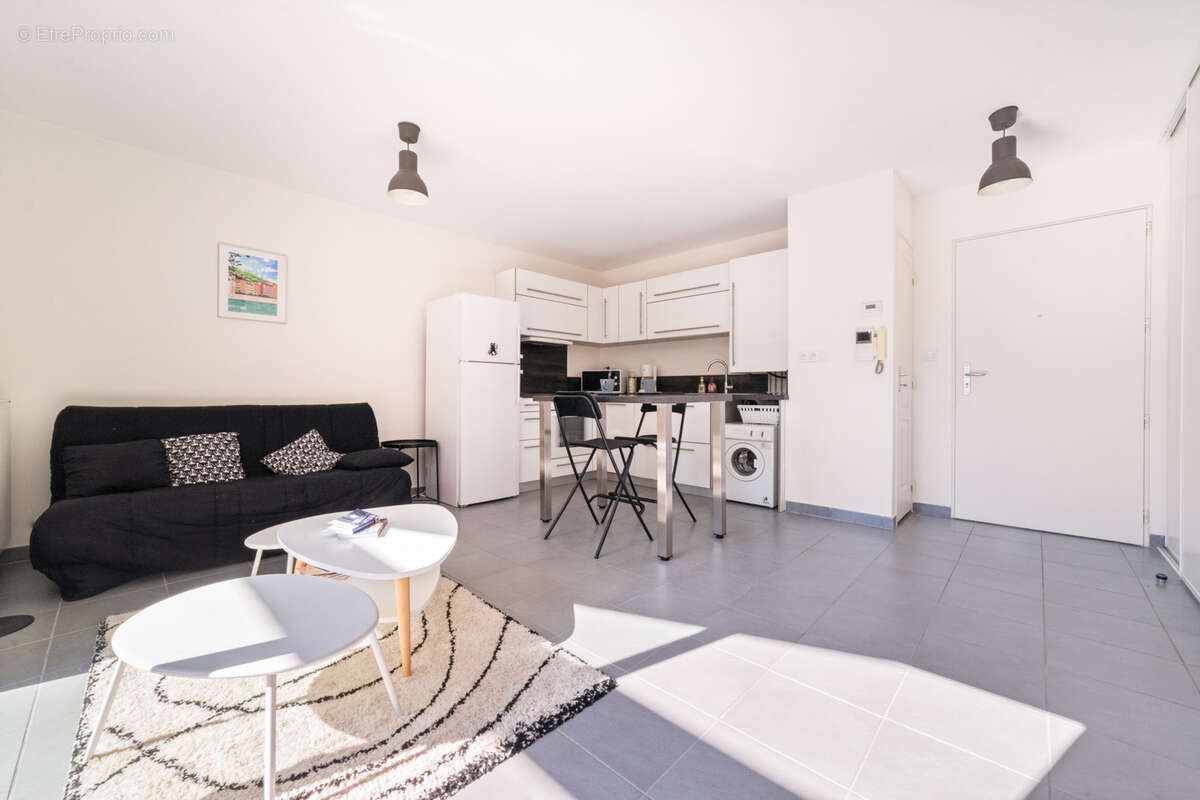 Appartement à SAINTE-FOY-LES-LYON