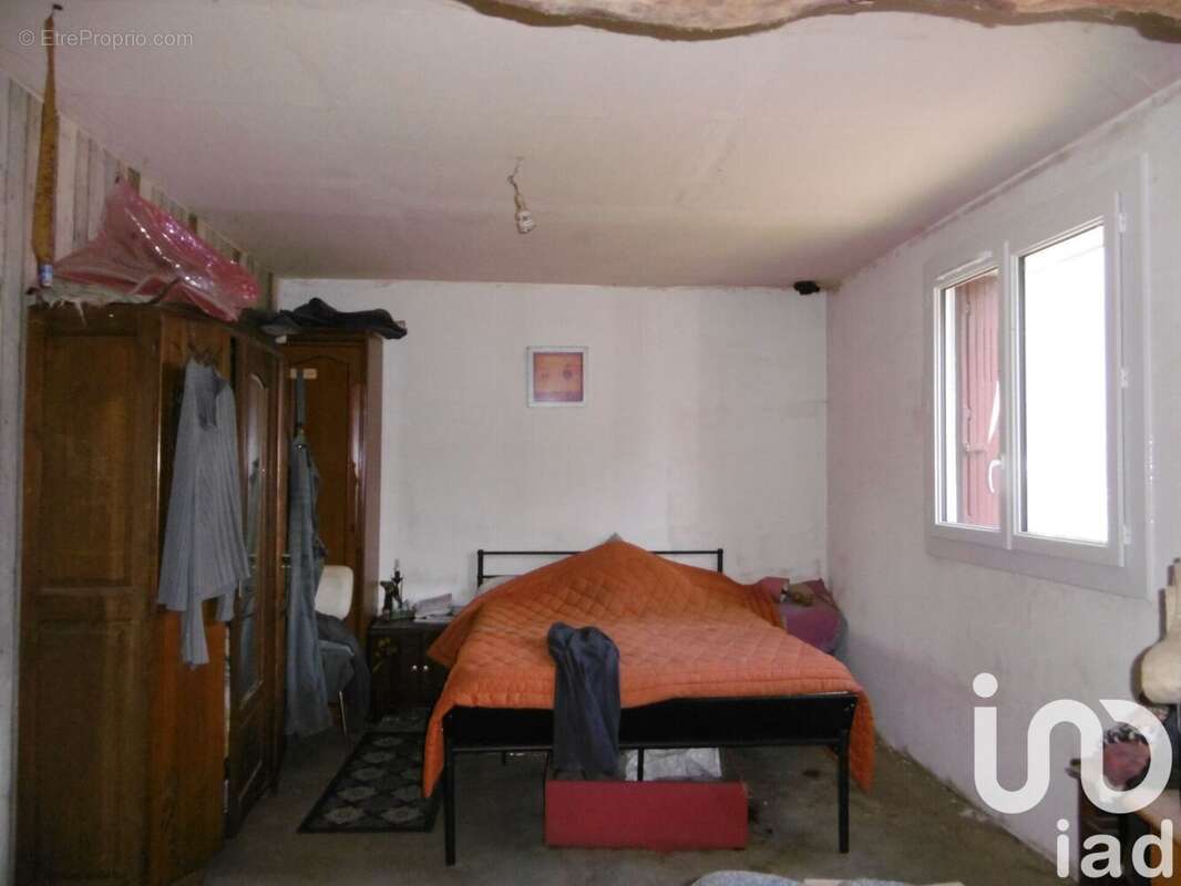 Maison 88 m² à Moussac  - photo 7