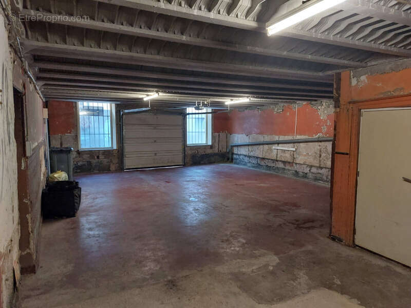 Maison à NEUFCHATEAU