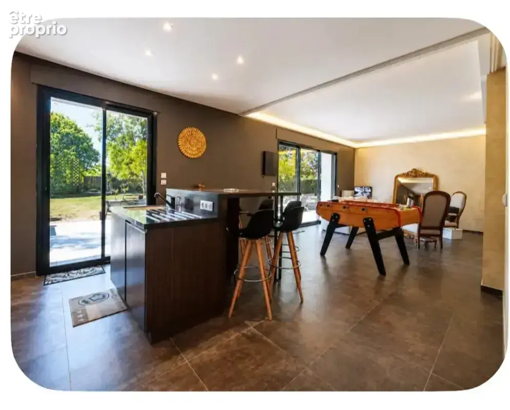 Maison 6 pièces 155 m² à vendre à Chasseneuil-Du-Poitou (86360) - photo 8
