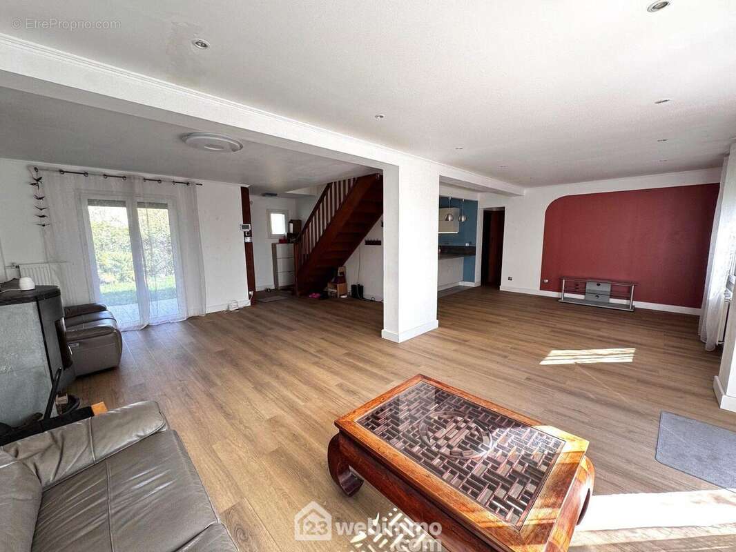 Voici la pièce principale...