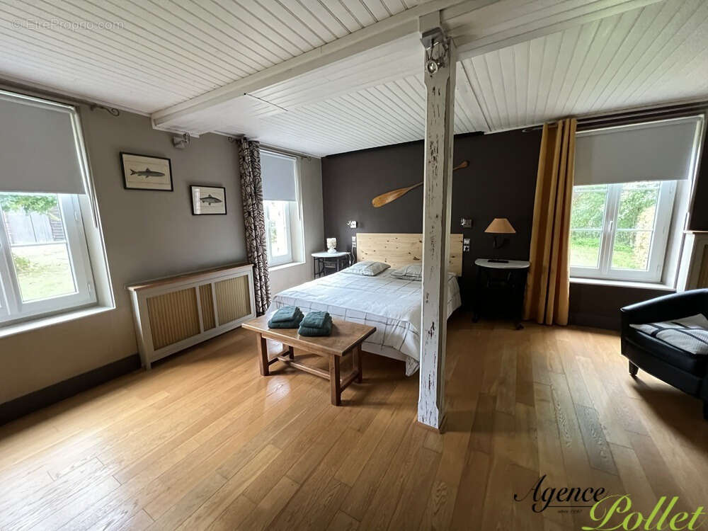 Maison à AUBIGNY-SUR-NERE