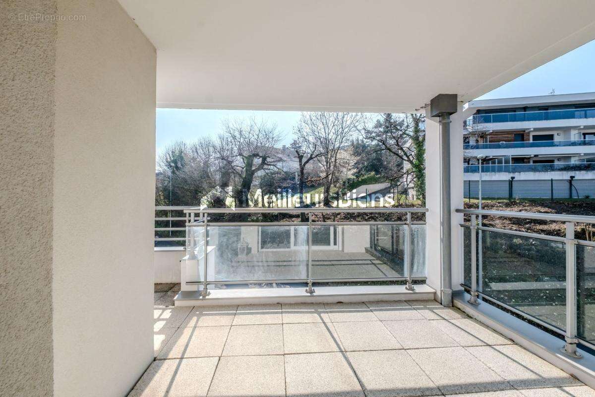 Appartement à EVIAN-LES-BAINS