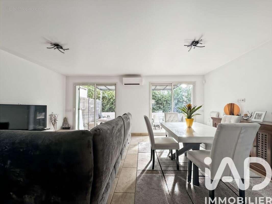 Photo 2 - Maison à MAUSSANE-LES-ALPILLES