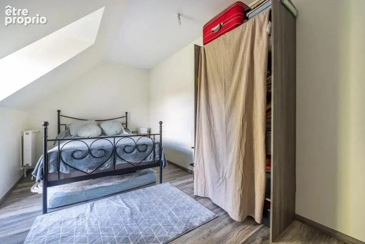 Maison de 6 pièces de 130 m² à Corbeil-Essonnes - photo 8