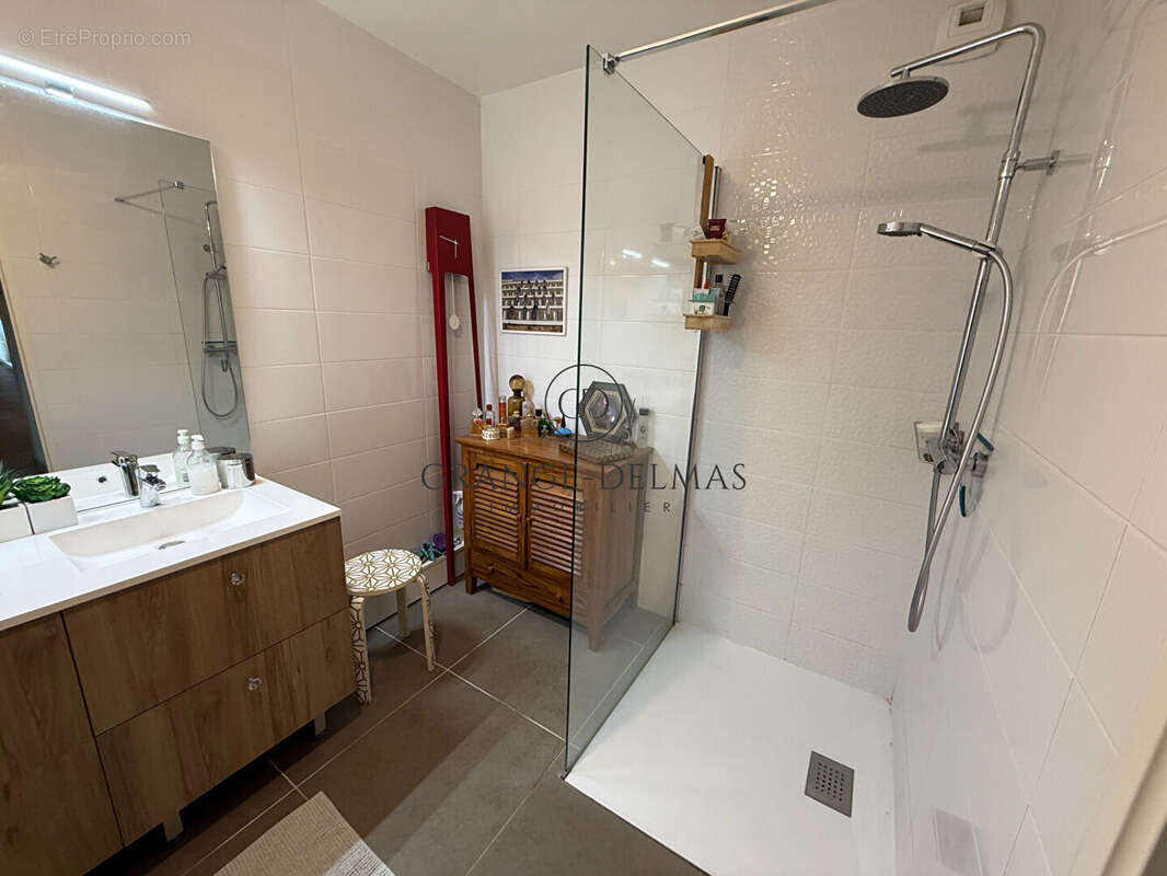 Appartement à LE BOUSCAT