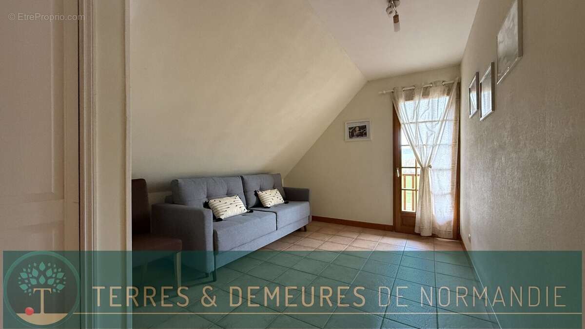 Maison à NEUFCHATEL-EN-BRAY