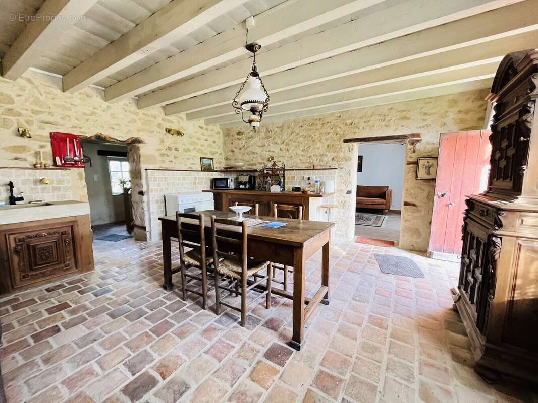 Maison à MARCILLAT-EN-COMBRAILLE