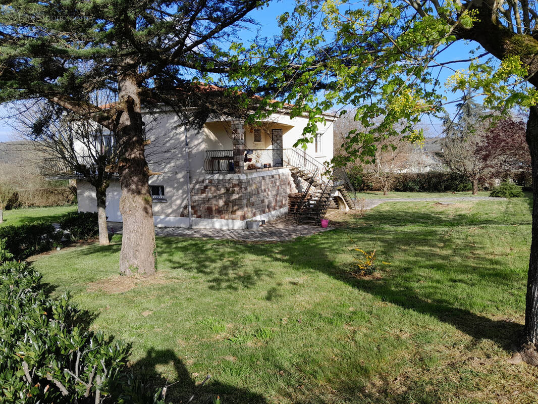 Maison à VILLEFRANCHE-DE-ROUERGUE