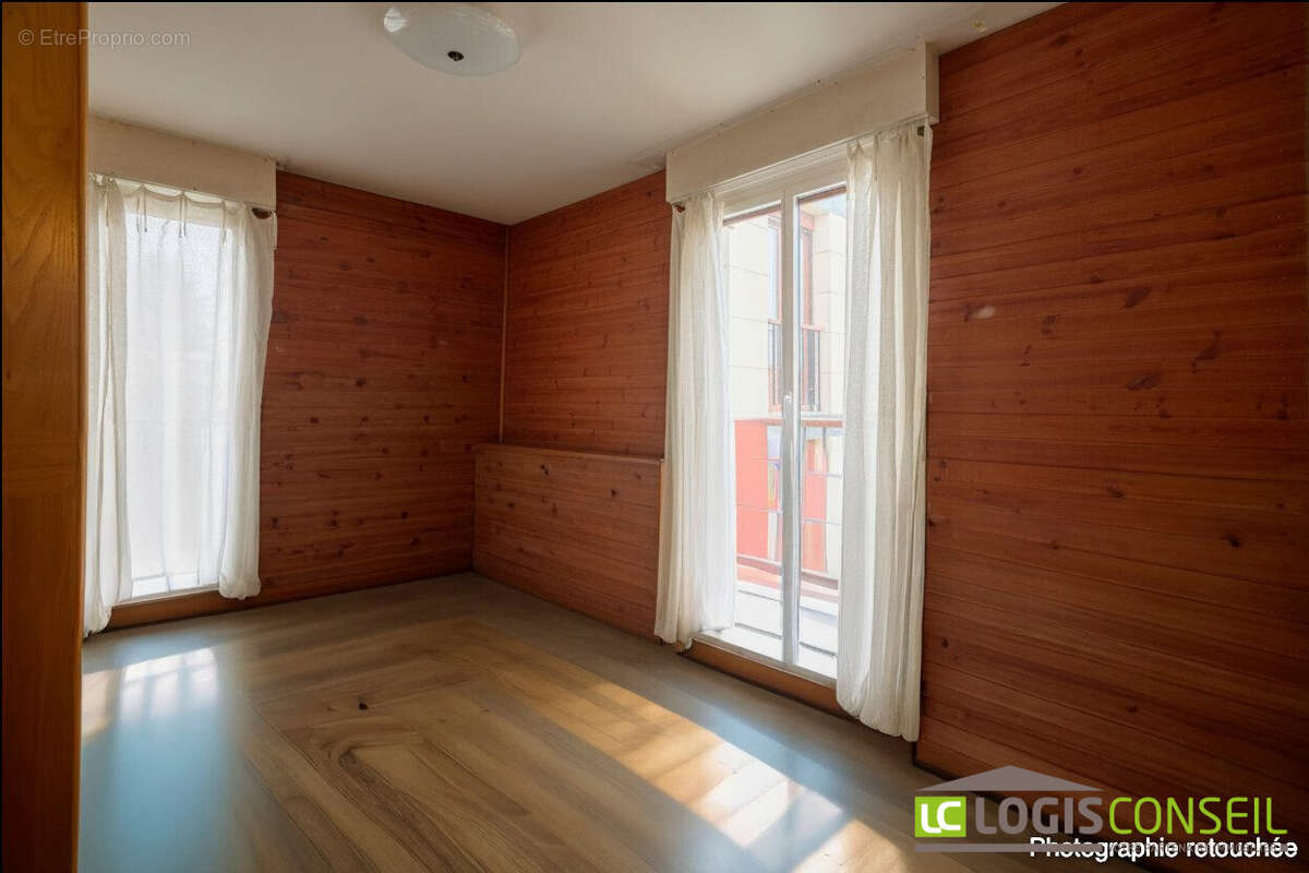 Salon(possibilité d'une 3e chambre) - Appartement à CHATENAY-MALABRY