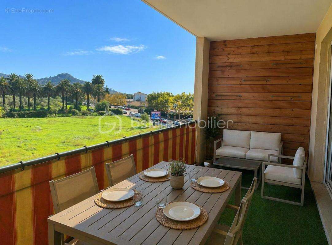 Appartement à HYERES