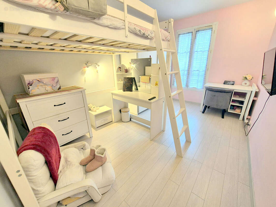 Appartement à ELANCOURT