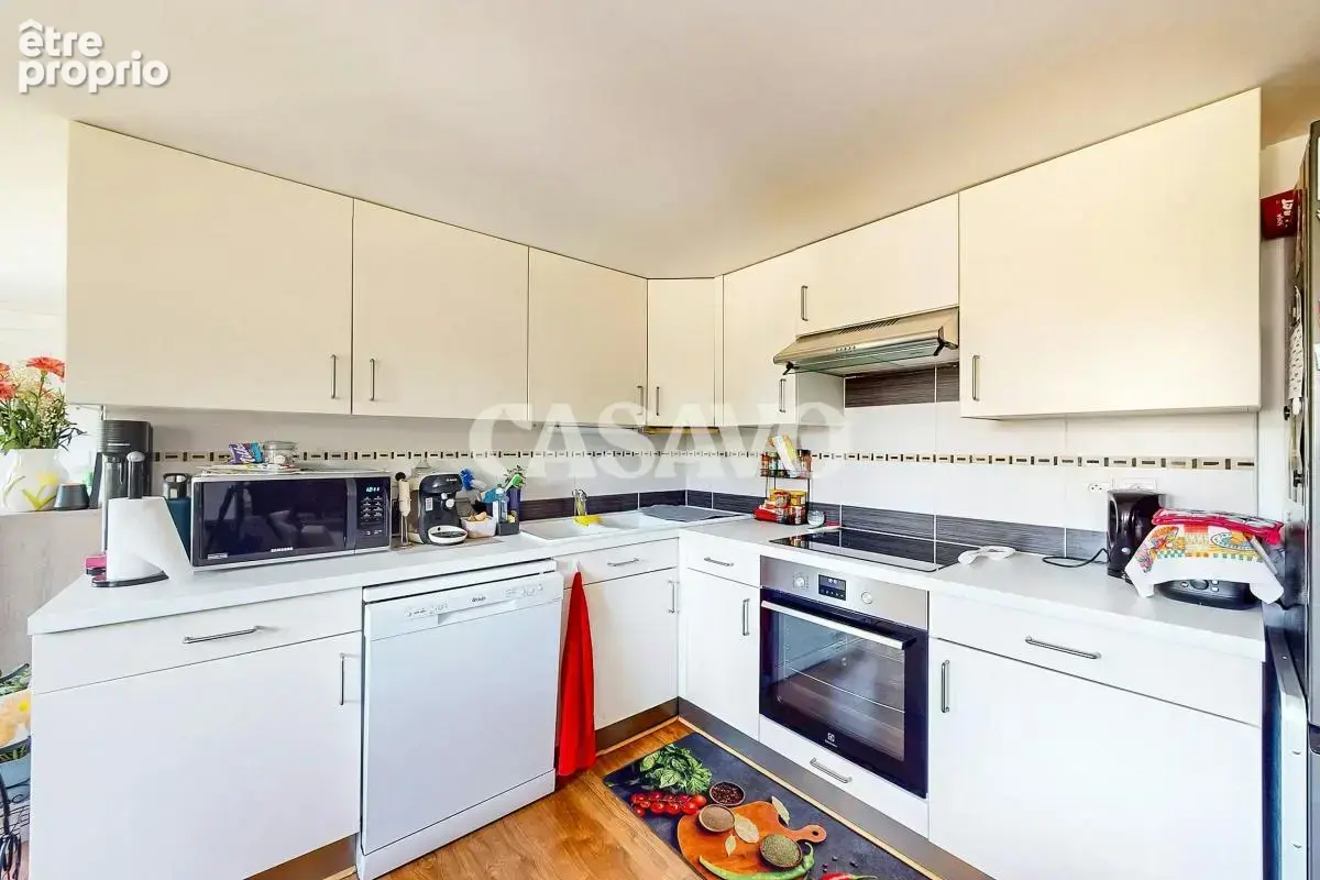 Vente Maison 7 pièces de 197m² - 94510 La Queue-en-Brie - photo 12