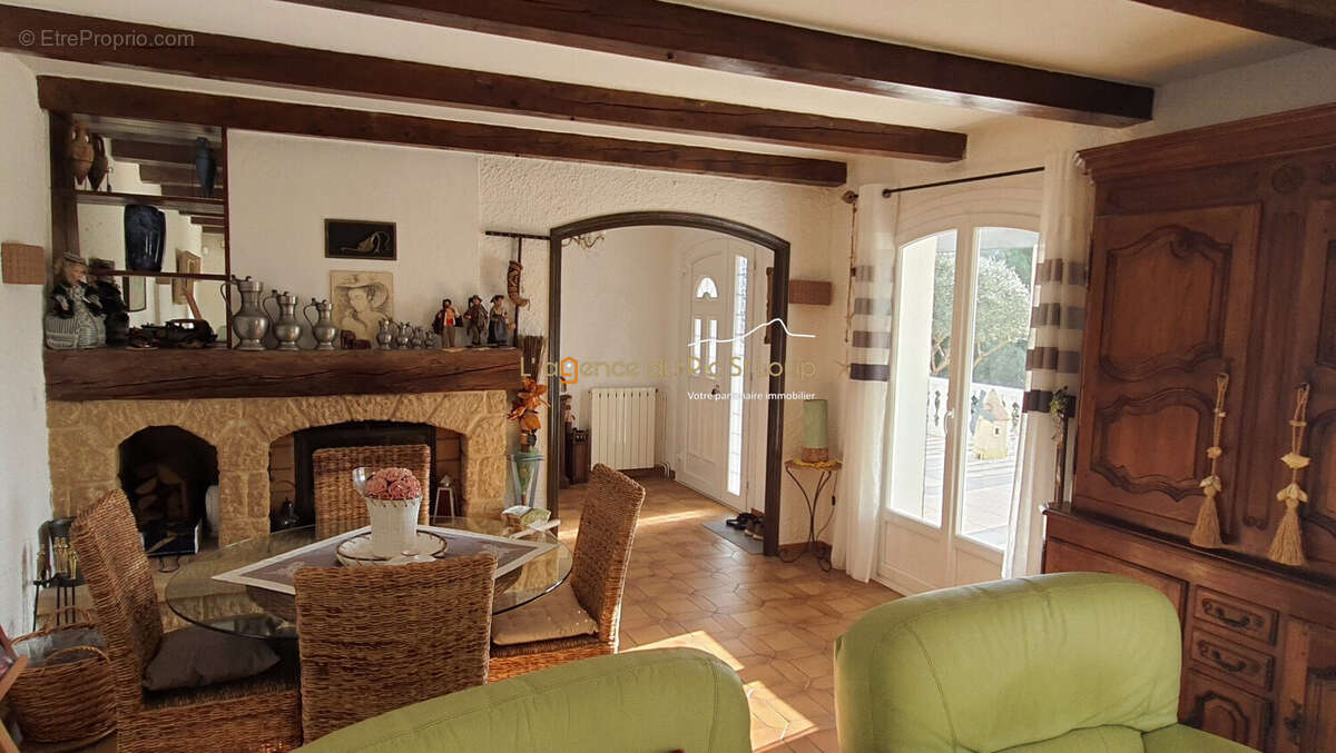 PIECE DE VIE LUMINEUSE - Maison à SAINT-GELY-DU-FESC