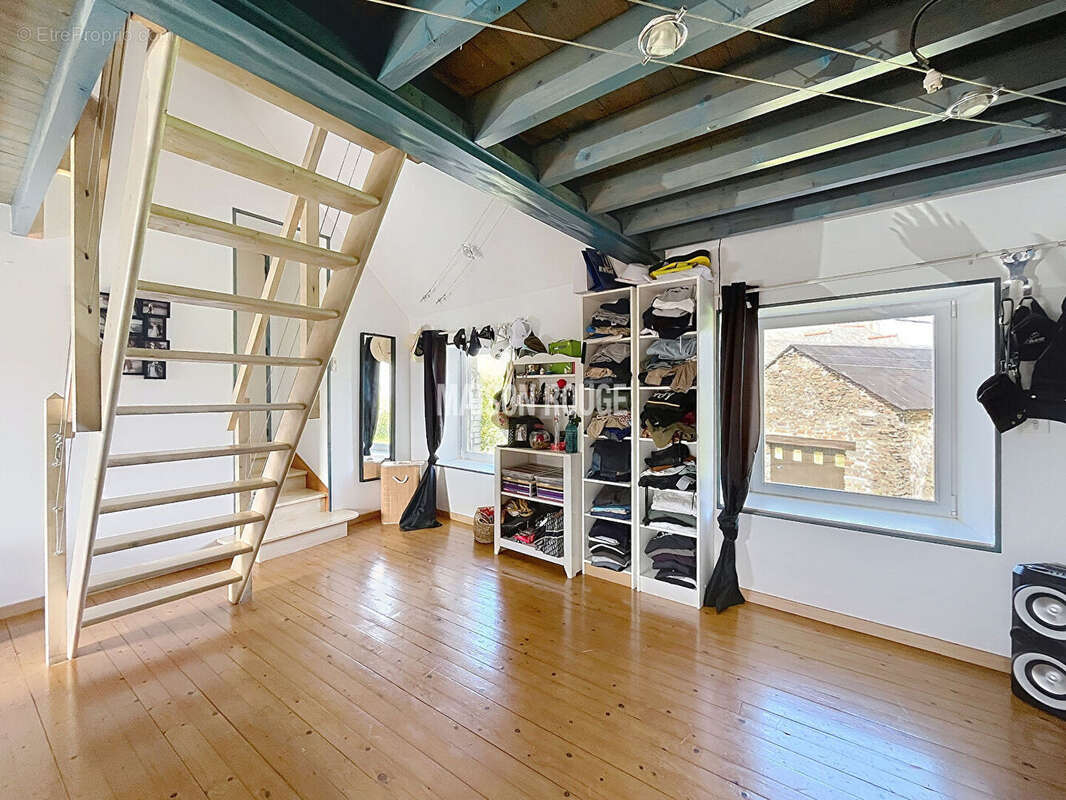 Maison à SAINT-MELOIR-DES-ONDES