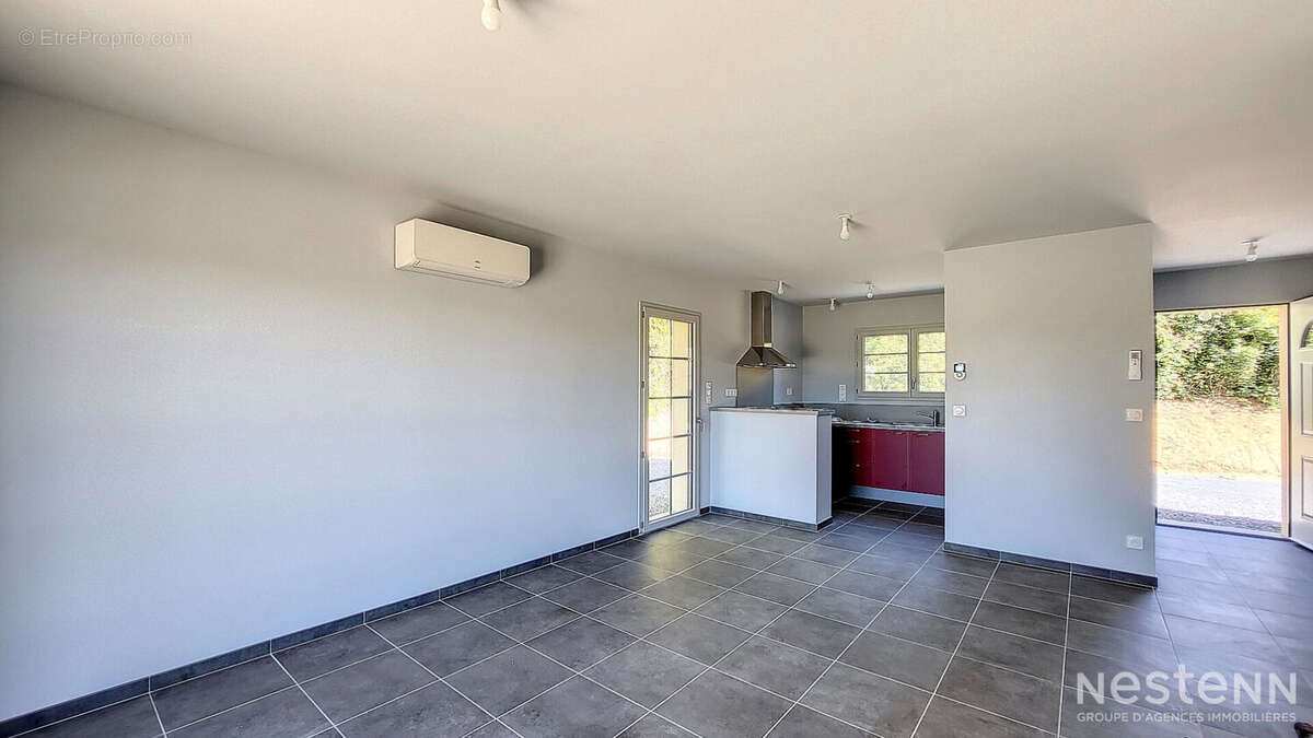 À vendre à Eauze, maison contemporaine de plain-pied construite en 2023, idéalement située à proximité immédiate des commodités  - photo 6