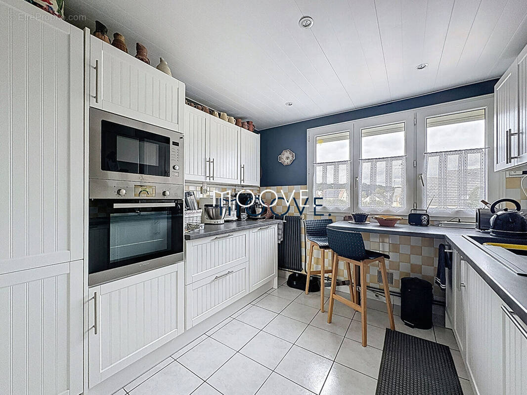 Appartement à SAINT-ETIENNE-DU-ROUVRAY