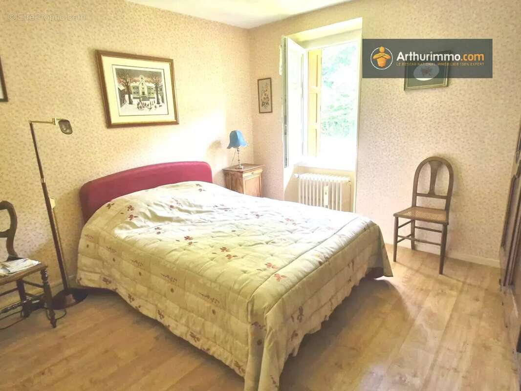 Maison à MONTFERRIER