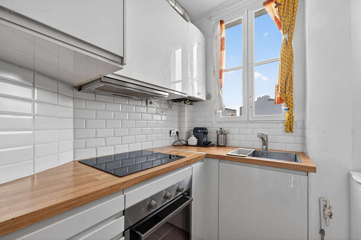 Appartement à PARIS-19E