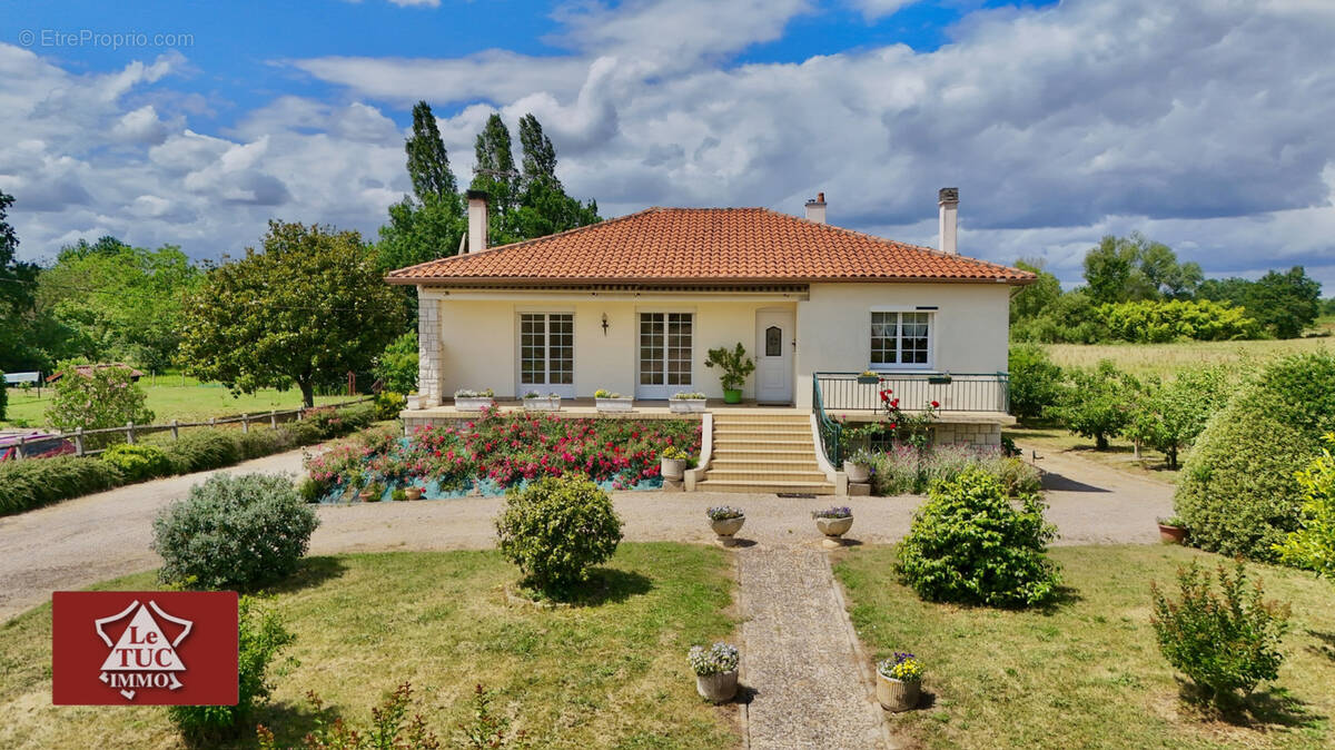 Maison à SAINT-SYLVESTRE-SUR-LOT