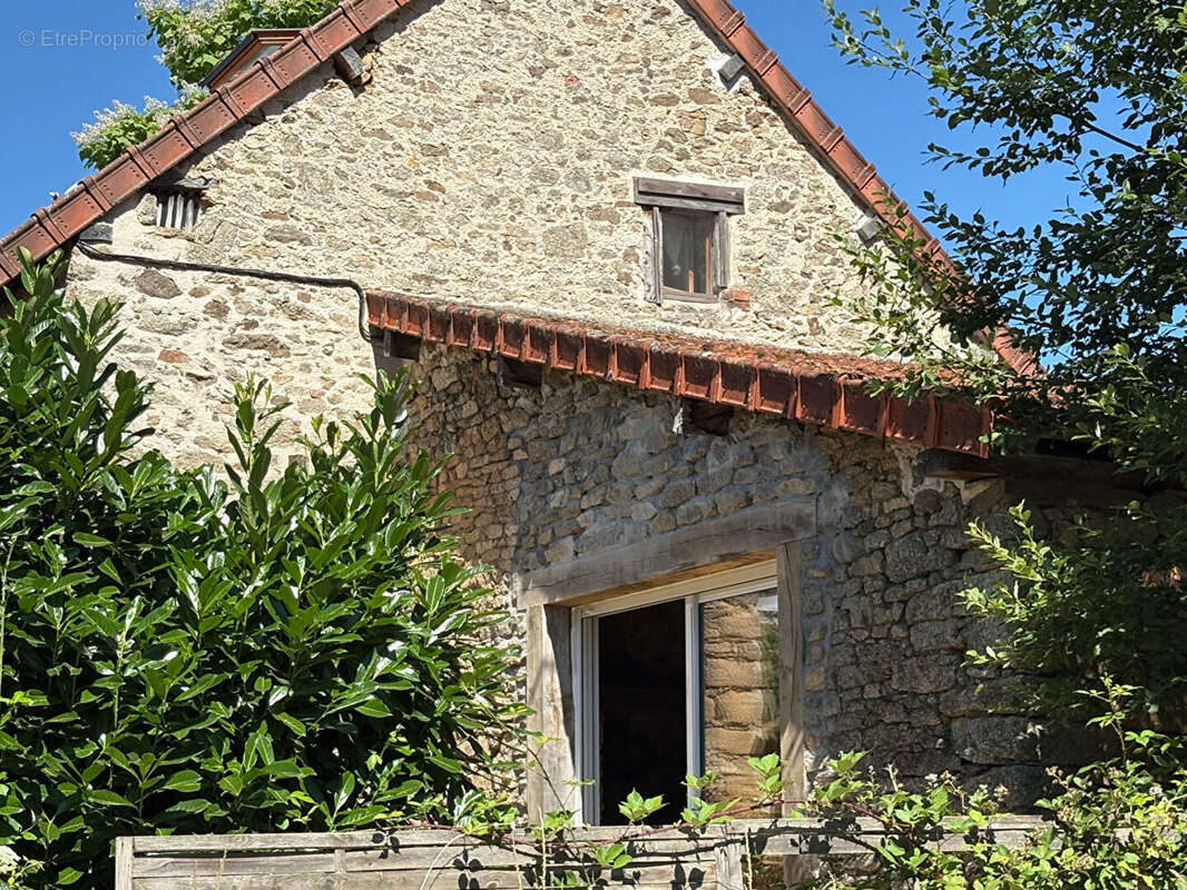 Maison à CHAMPNETERY