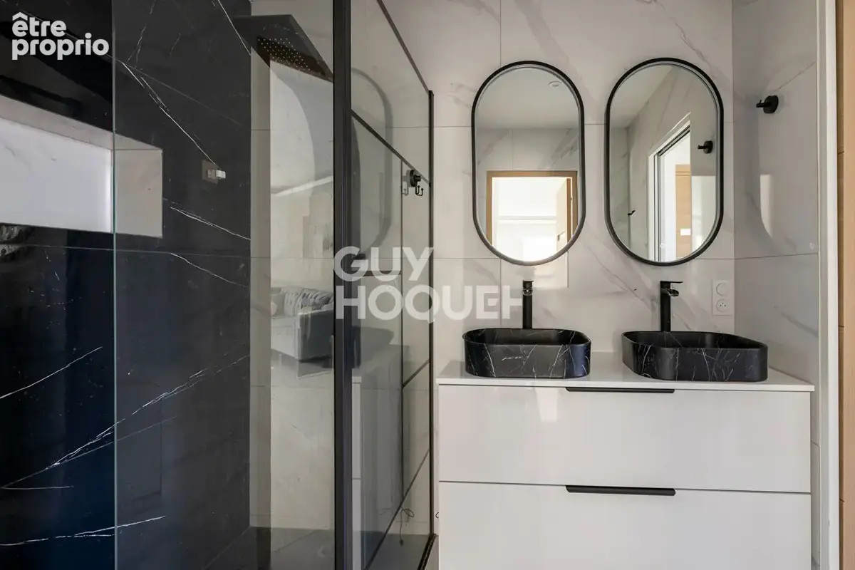 AUBIERE - Villa moderne de 150 m² avec piscine - photo 10