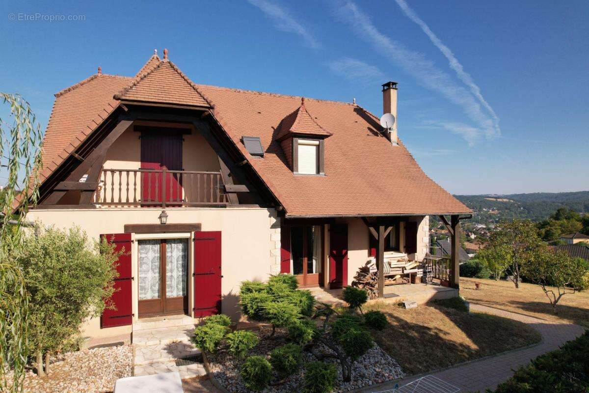 Maison sur les hauteurs - photo 2