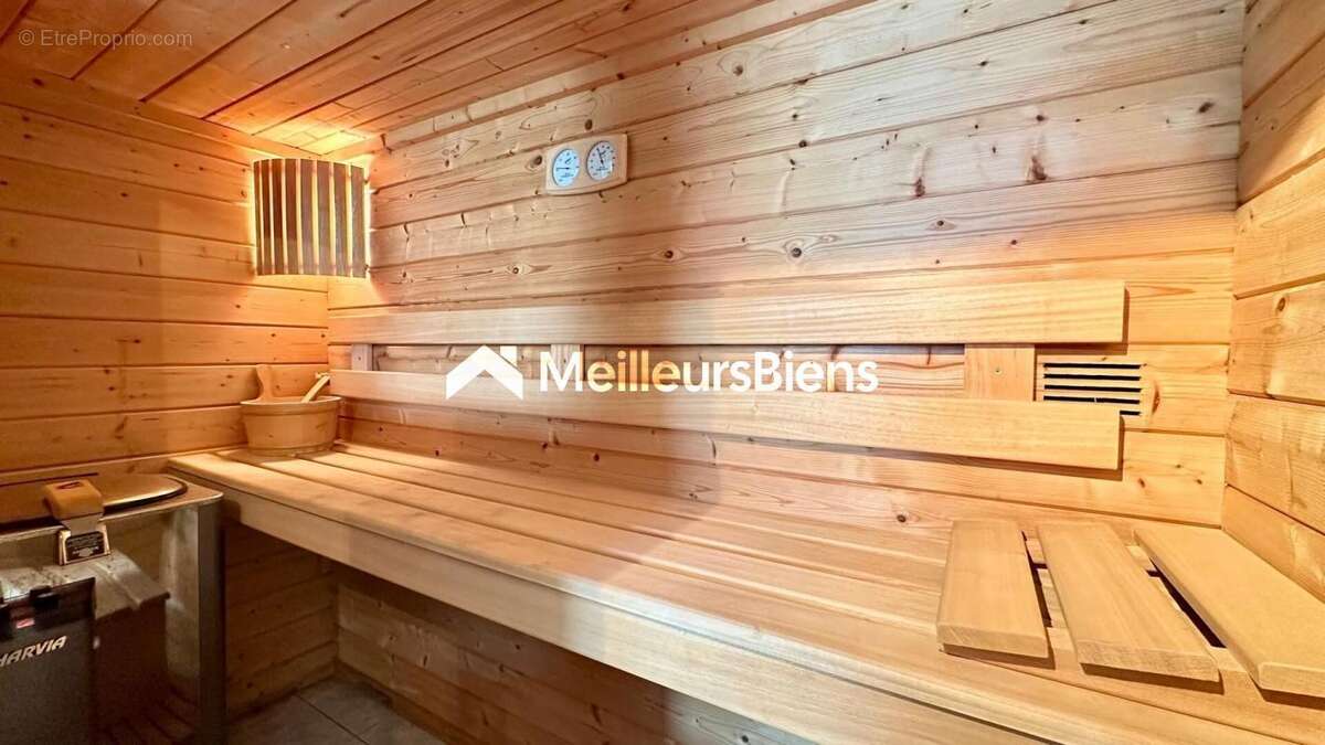 Maison à LE PLESSIS-ROBINSON