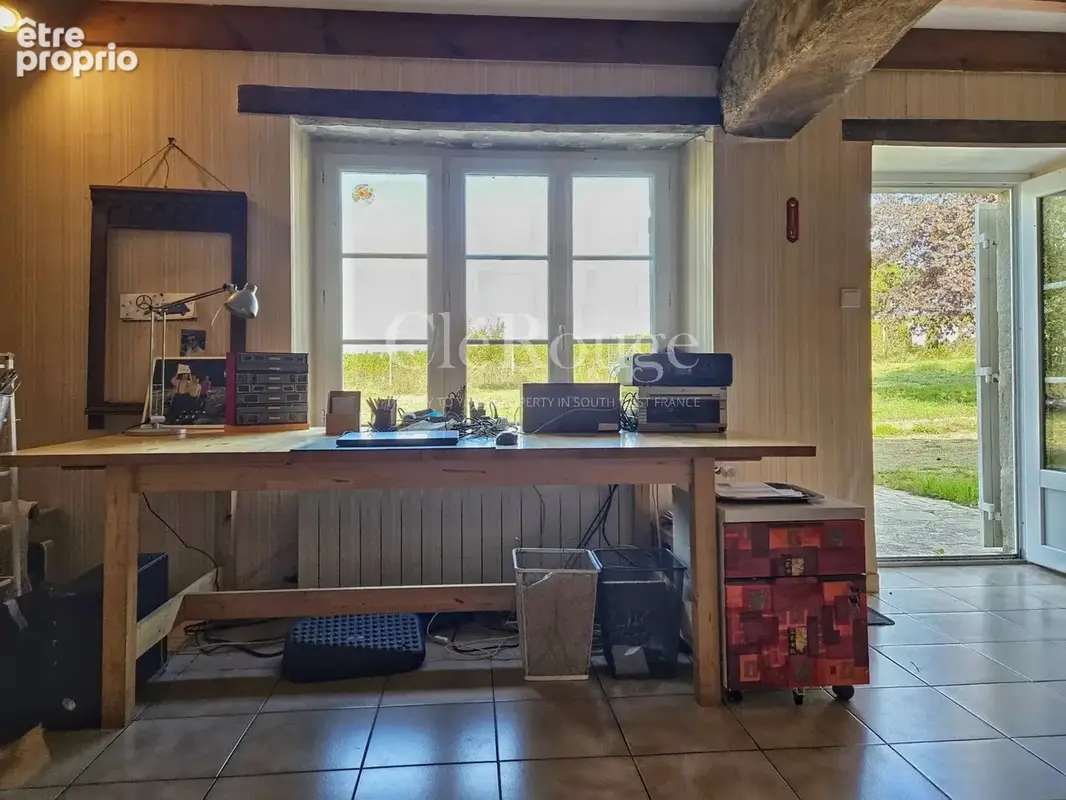 Entre Pellegrue et Gensac – Maison en pierre pleine de charme avec vue dégagée. piscine et potentiel locatif - photo 10