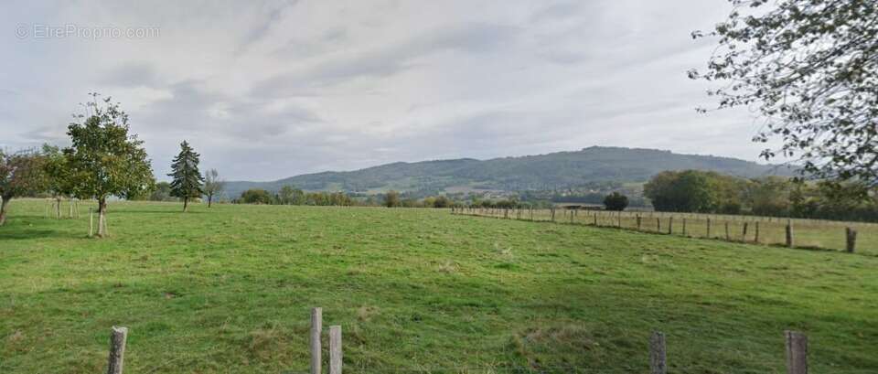 Terrain à CHABONS