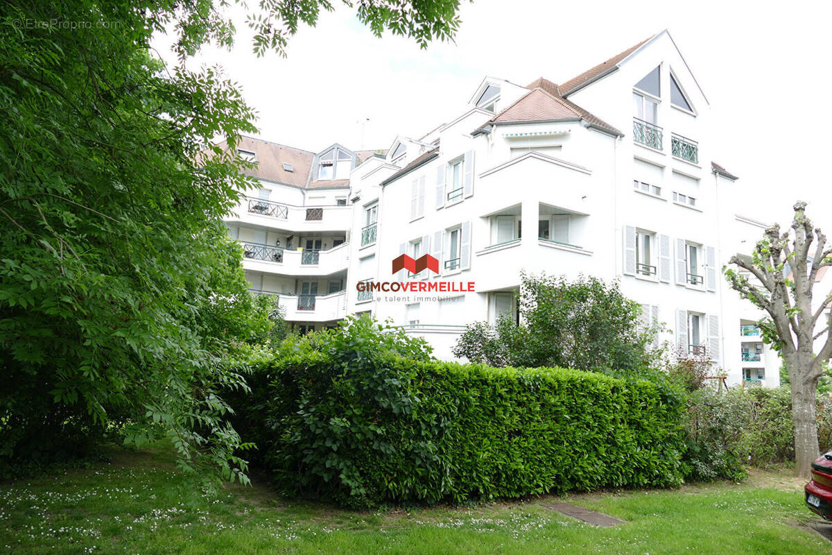 Appartement à RUEIL-MALMAISON