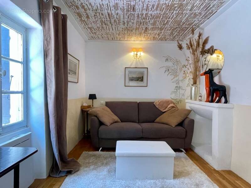 Maison à ROUSSILLON