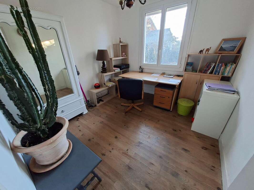 Maison 69 m² à Pamiers  - photo 8