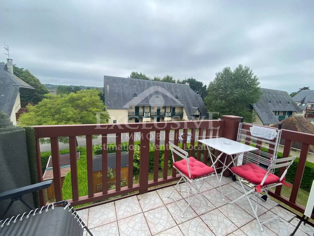 Appartement à TOURGEVILLE