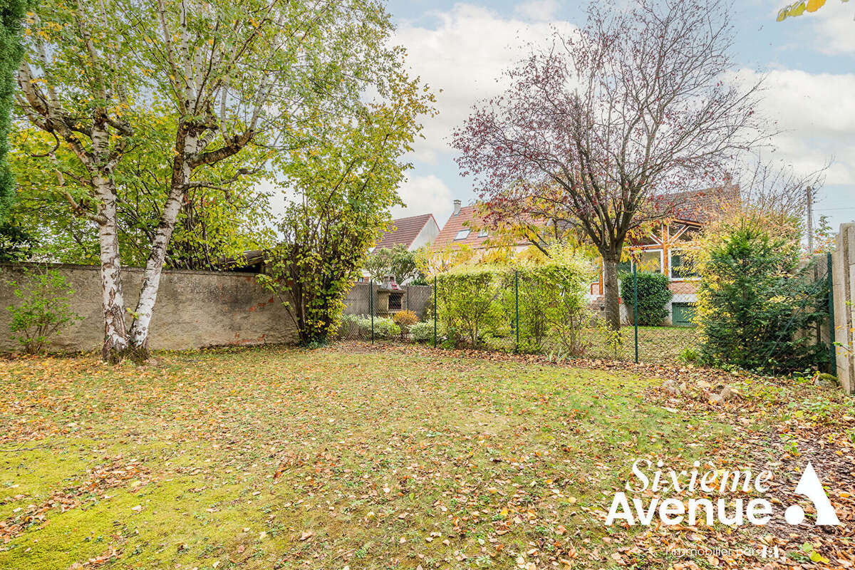 Maison à VIRY-CHATILLON