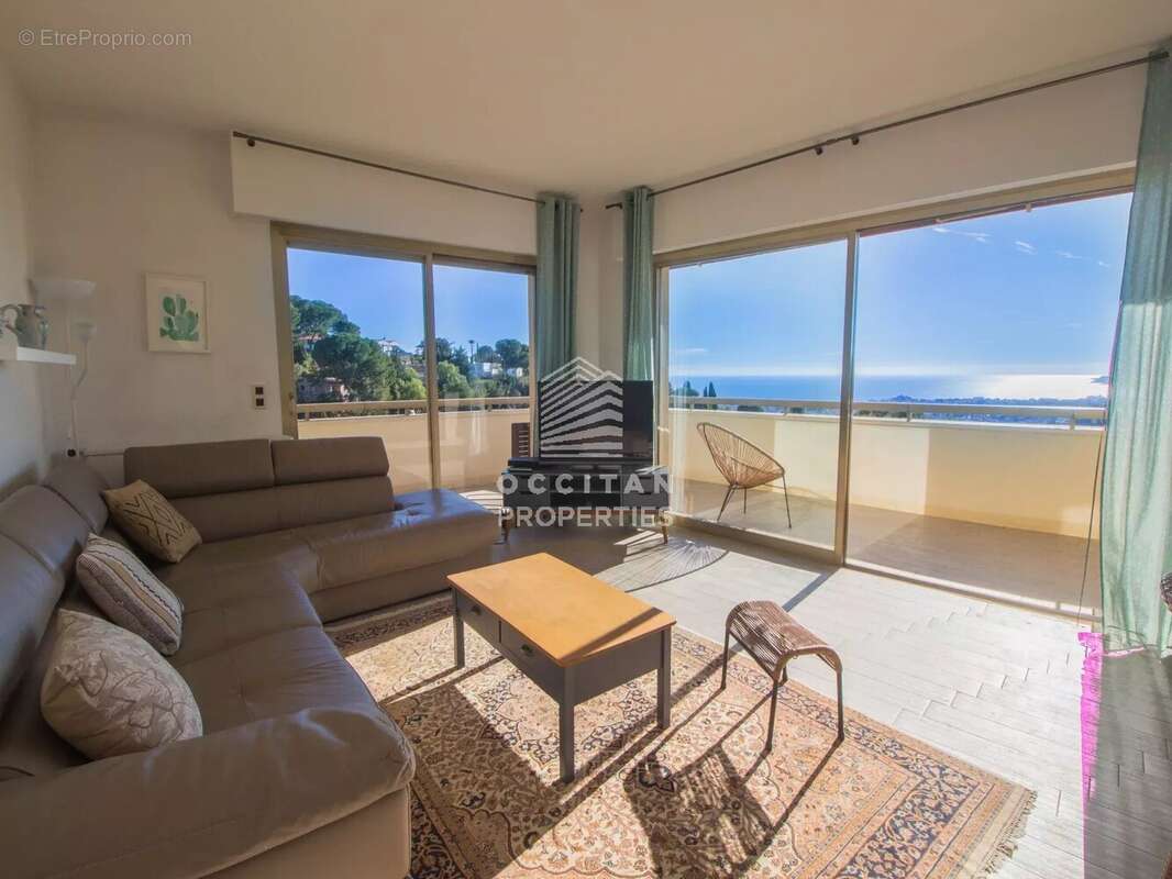 Appartement à LE CANNET