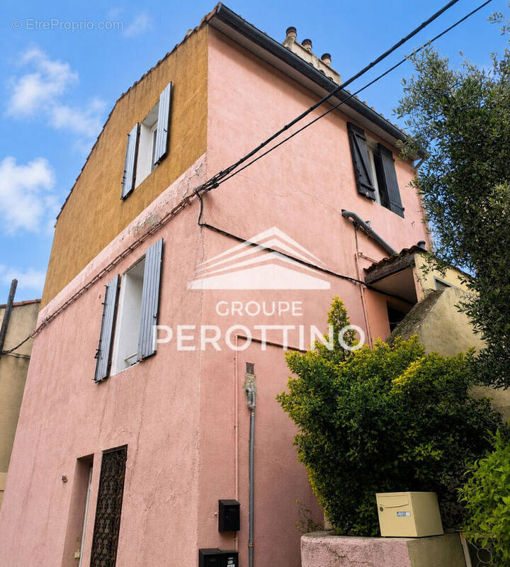 Appartement à MARSEILLE-16E