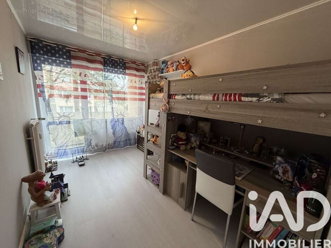 Photo 4 - Appartement à SAINTRY-SUR-SEINE