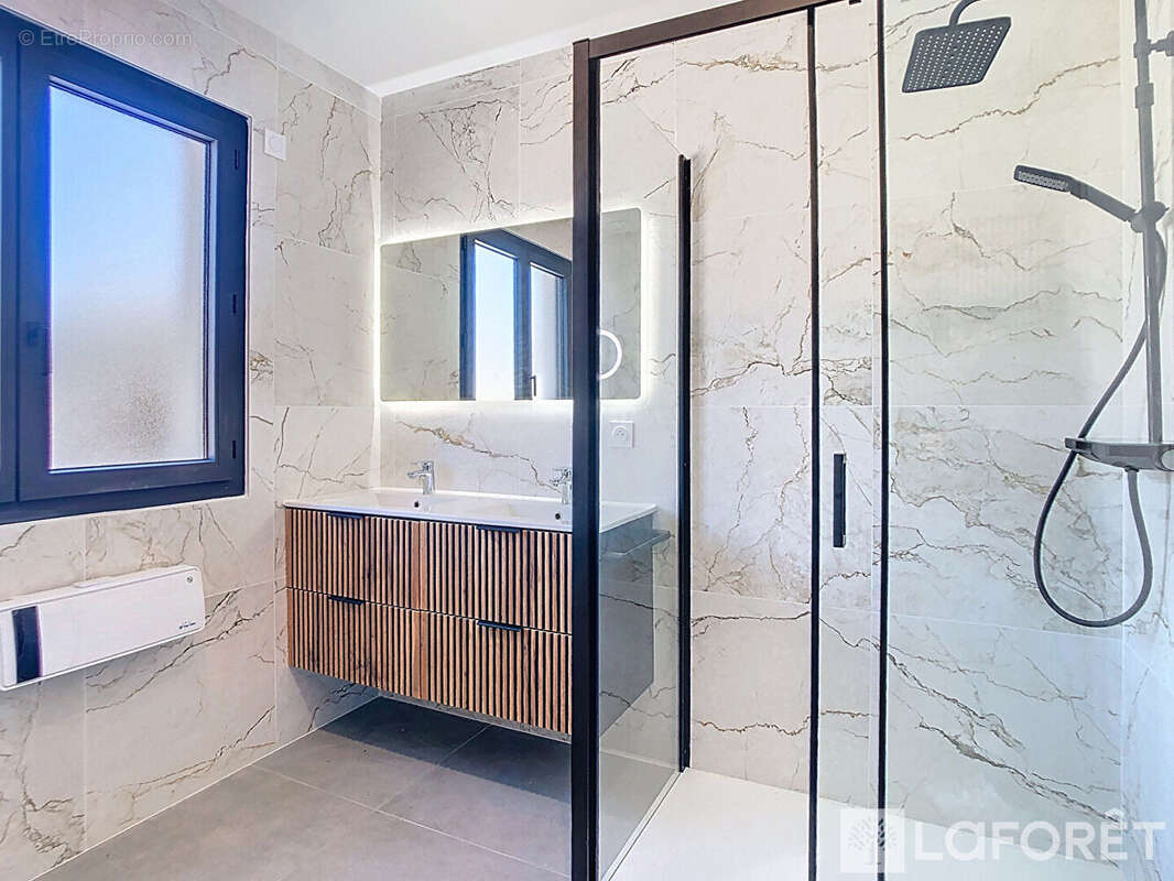 Maison à BUZET-SUR-TARN